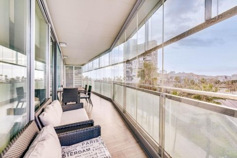Apartment à Barcelona, Espagne 3 chambres, 100 m2 No. 177354