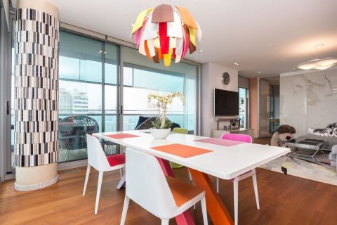 Apartment for sale in Barcelona, Spain 1 bedroom, 133 sq.m. No. 177352 - photo 17