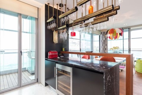 Apartment for sale in Barcelona, Spain 1 bedroom, 133 sq.m. No. 177352 - photo 27