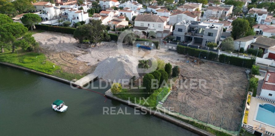 Tomt i Empuriabrava, Girona, Spanien 500 kvm. Nr. 159361