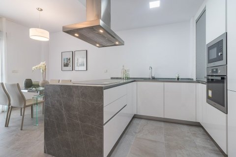 Bungalow for sale Los Balcones, Alicante, Spain 3 bedrooms, 82 sq.m. No. 116651 - photo 13