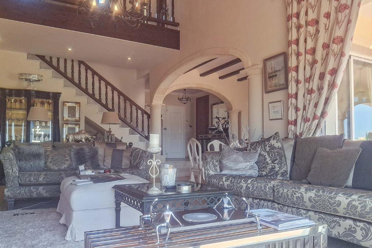 Villa in Pedreguer, Alicante, Spain 6 bedrooms, 444 sq.m. No. 148941
