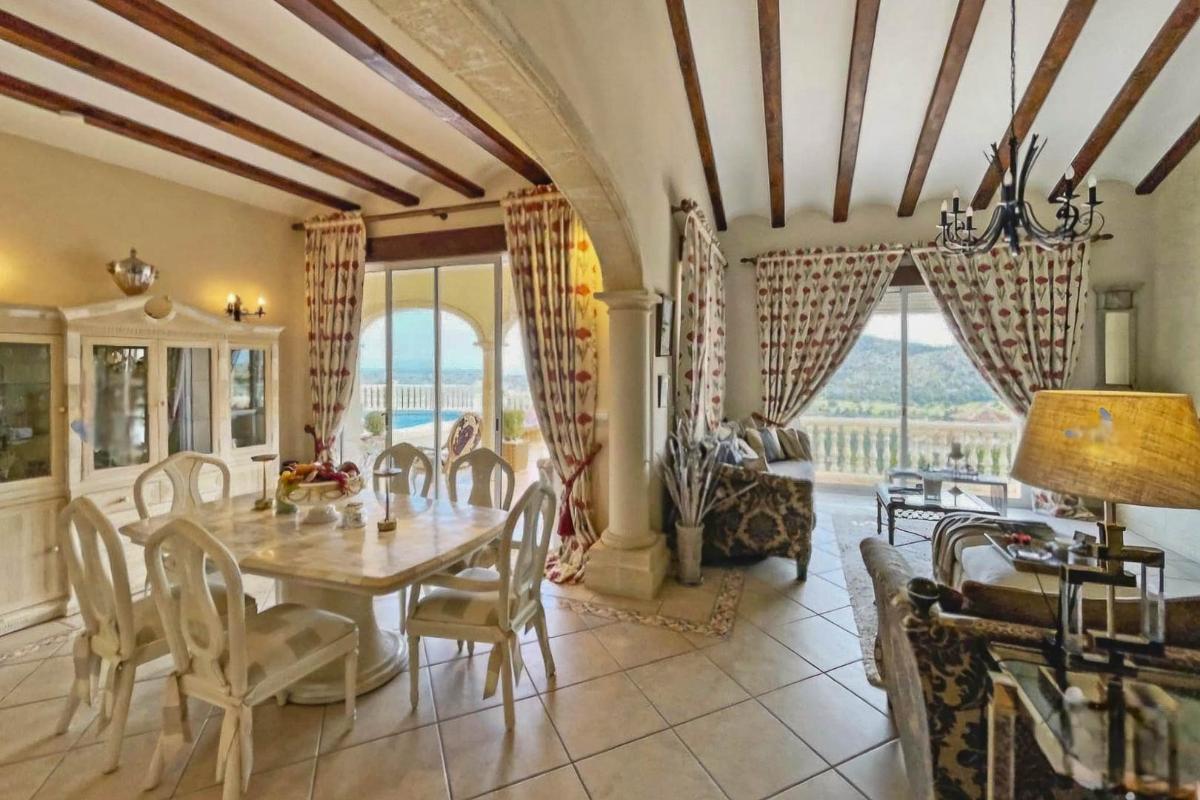 Villa in Pedreguer, Alicante, Spain 6 bedrooms, 444 sq.m. No. 148941