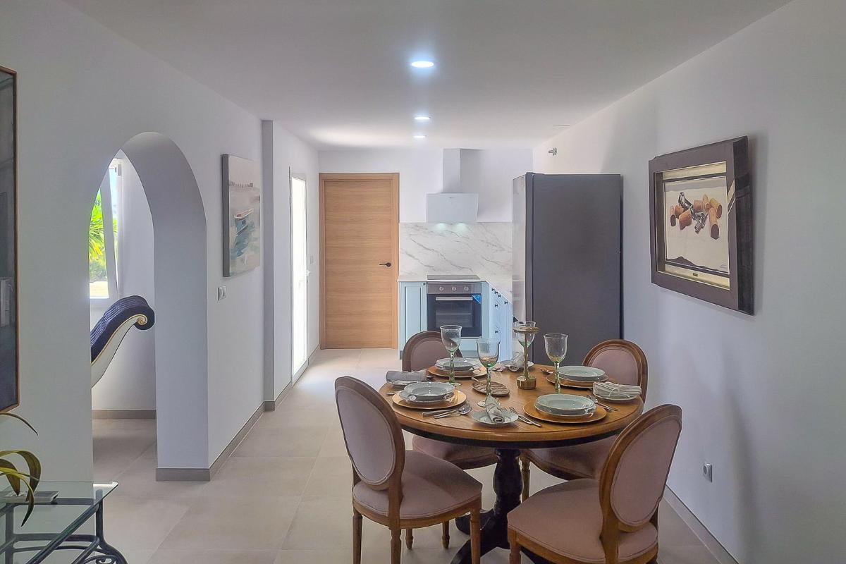 Villa in Pedreguer, Alicante, Spain 6 bedrooms, 444 sq.m. No. 148941