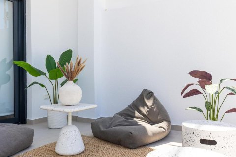 House for sale in Rafal, Alicante, Spain 4 bedrooms, 207 sq.m. No. 148938 - photo 4