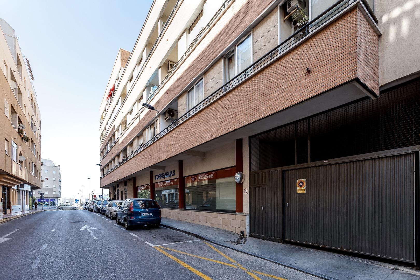 Apartment in Torrevieja, Alicante, Spain 2 bedrooms, 64 sq.m. No. 184267