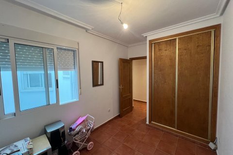 Apartment for sale in Torrevieja, Alicante, Spain 2 bedrooms, 67 sq.m. No. 184316 - photo 8