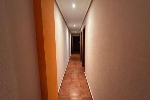Apartment for sale in Torrevieja, Alicante, Spain 2 bedrooms, 67 sq.m. No. 184316 - photo 24