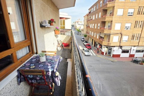 Apartment for sale in Almoradi, Alicante, Spain 3 bedrooms, 129 sq.m. No. 184265 - photo 2