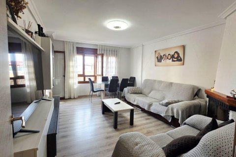 Apartment for sale in Almoradi, Alicante, Spain 3 bedrooms, 129 sq.m. No. 184265 - photo 3