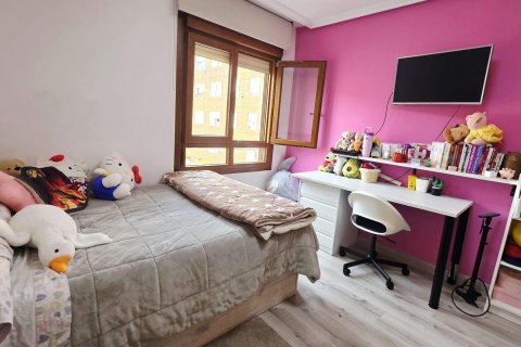 Apartment for sale in Almoradi, Alicante, Spain 3 bedrooms, 129 sq.m. No. 184265 - photo 11