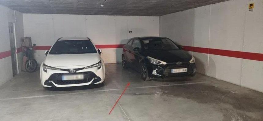 Garage in Alicante, Spain No. 184264