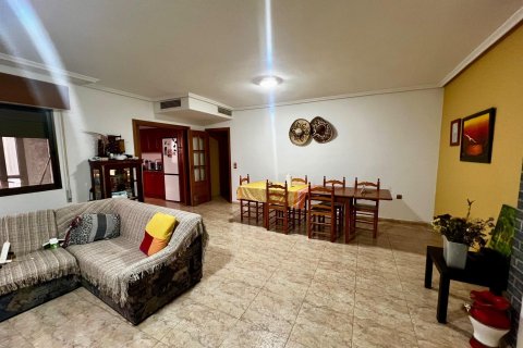 Apartament w Ciudad Quesada, Alicante, Hiszpania 4 sypialnie, 143 mkw. nr 184263