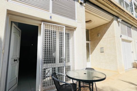 Apartamento en venta en Cabo Roig, Alicante, España 1 dormitorio, 45 m2 No. 184266 - foto 10