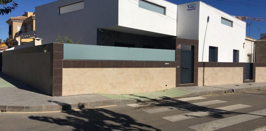 Duplex Mil Palmeras, Alicante, Spain 4 bedrooms, 120 sq.m. No. 119071