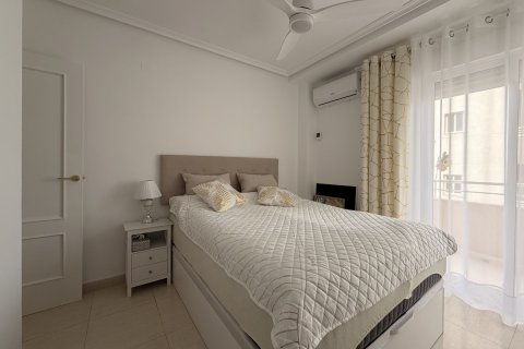 Apartamento en venta en Torrevieja, Alicante, España 3 dormitorios, 84 m2 No. 184439 - foto 22