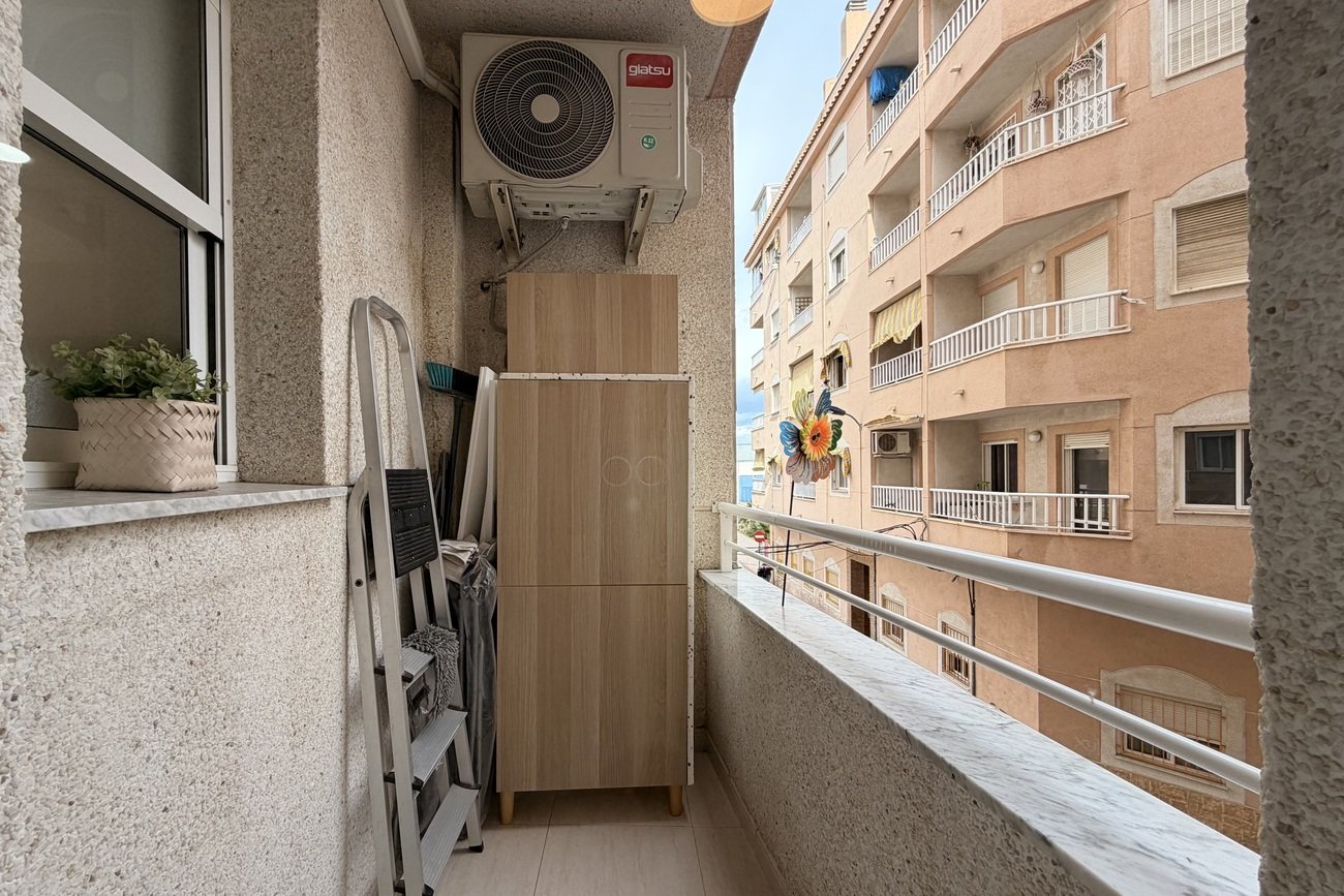 Квартира в Торревьеха, Аликанте, Испания 3 спальни, 84м2 №184439