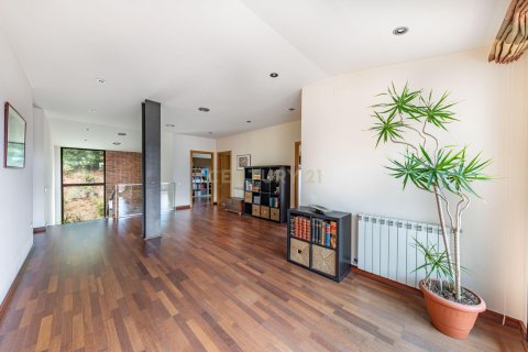 Сasa en venta en Matadepera, Barcelona, España 7 dormitorios, 477 m2 No. 167737 - foto 8