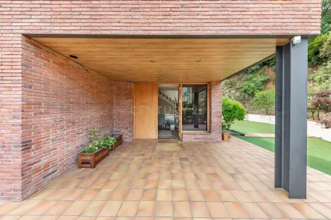 Сasa en venta en Matadepera, Barcelona, España 7 dormitorios, 477 m2 No. 167737 - foto 3