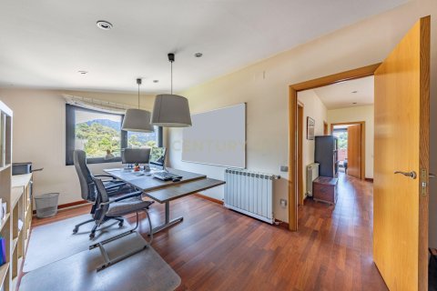 Сasa en venta en Matadepera, Barcelona, España 7 dormitorios, 477 m2 No. 167737 - foto 29