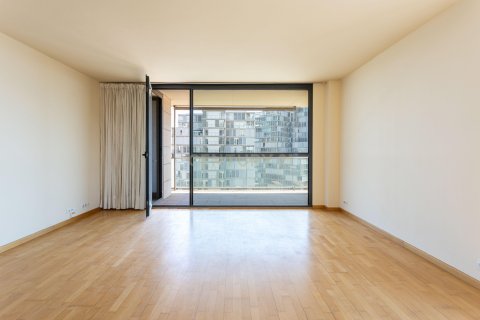 Apartamento en Barcelona, España 4 dormitorios, 171 m2 No. 167736