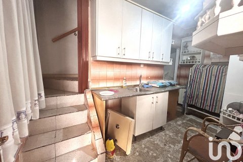 House à vendre à Velilla de San Antonio, Madrid, Espagne, 8 chambres, 180 m2 No. 153650 - photo 15