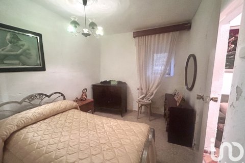 House à vendre à Velilla de San Antonio, Madrid, Espagne, 8 chambres, 180 m2 No. 153650 - photo 8