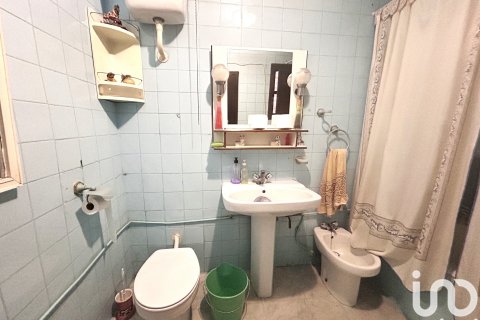 House à vendre à Velilla de San Antonio, Madrid, Espagne, 8 chambres, 180 m2 No. 153650 - photo 13