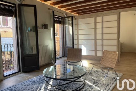 Lägenhet till salu i Barcelona, Spanien 2 sovrum, 88 kvm. Nr. 153646 - foto 3