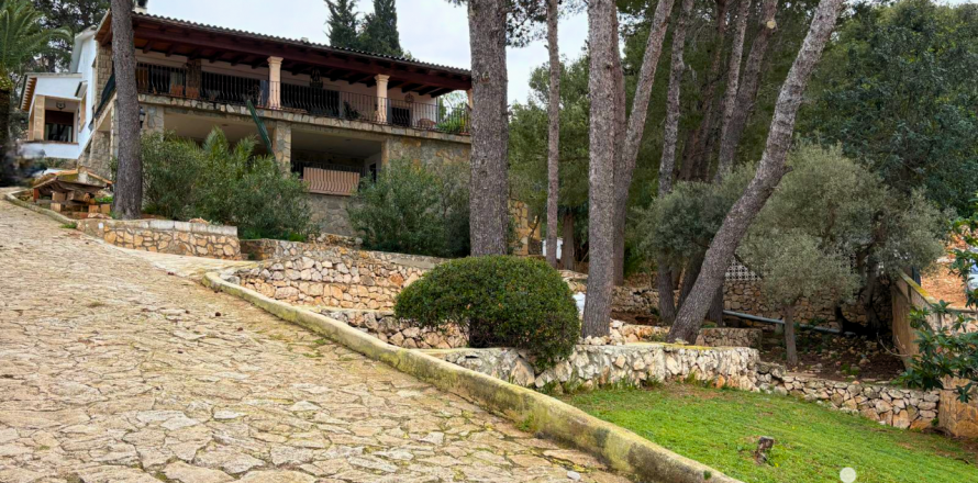 Dom w Denia, Alicante, Hiszpania 4 sypialnie, 270 mkw. nr 153645