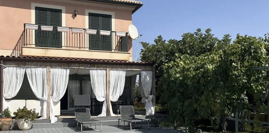 Villa i Cala Pi, Mallorca, Spanien 4 sovrum, 130 kvm. Nr. 143769