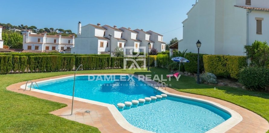 Townhouse à Calonge, Girona, Espagne 4 chambres, 88 m2 No. 177211