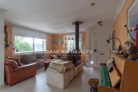 House à vendre à Lloret de Mar, Girona, Espagne, 8 chambres, 306 m2 No. 177212 - photo 12