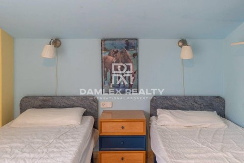 House à vendre à Lloret de Mar, Girona, Espagne, 8 chambres, 306 m2 No. 177212 - photo 21