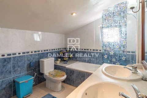 House à vendre à Lloret de Mar, Girona, Espagne, 8 chambres, 306 m2 No. 177212 - photo 22