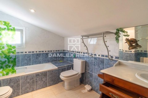 House à vendre à Lloret de Mar, Girona, Espagne, 8 chambres, 306 m2 No. 177212 - photo 28