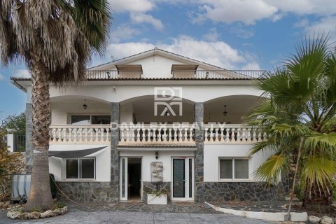 House à vendre à Lloret de Mar, Girona, Espagne, 8 chambres, 306 m2 No. 177212 - photo 2