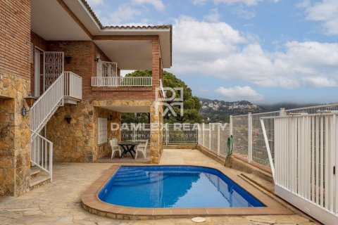 House à vendre à Lloret de Mar, Girona, Espagne, 7 chambres, 381 m2 No. 177216 - photo 17