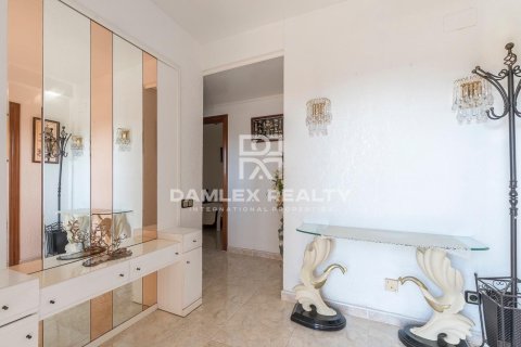 House à vendre à Lloret de Mar, Girona, Espagne, 7 chambres, 381 m2 No. 177216 - photo 10