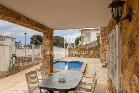 House à vendre à Lloret de Mar, Girona, Espagne, 7 chambres, 381 m2 No. 177216 - photo 19
