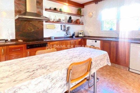 House à vendre à Calonge, Girona, Espagne, 5 chambres, 216 m2 No. 177210 - photo 7