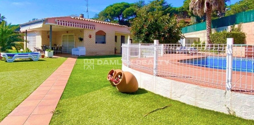 House à Calonge, Girona, Espagne 5 chambres, 216 m2 No. 177210