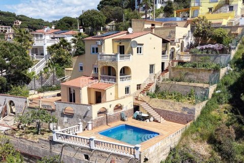 Willa w Lloret de Mar, Girona, Hiszpania 5 sypialni, 268 mkw. nr 177213