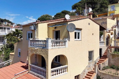 Willa w Lloret de Mar, Girona, Hiszpania 5 sypialni, 268 mkw. nr 177213 – zdjęcie 11
