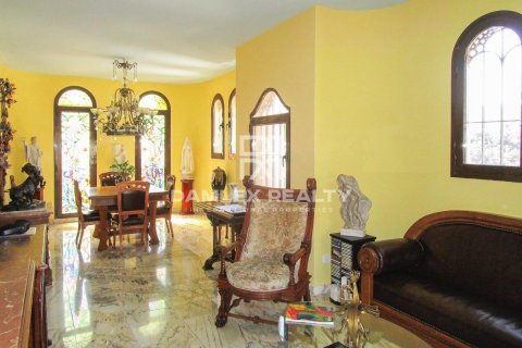 Villa à vendre à Lloret de Mar, Girona, Espagne, 5 chambres, 300 m2 No. 177214 - photo 4