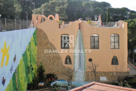 Villa à vendre à Lloret de Mar, Girona, Espagne, 5 chambres, 300 m2 No. 177214 - photo 2
