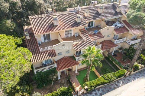 Villa à Platja D'aro, Girona, Espagne 4 chambres, 238 m2 No. 177215