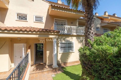 Villa à vendre à Platja D'aro, Girona, Espagne, 4 chambres, 238 m2 No. 177215 - photo 2