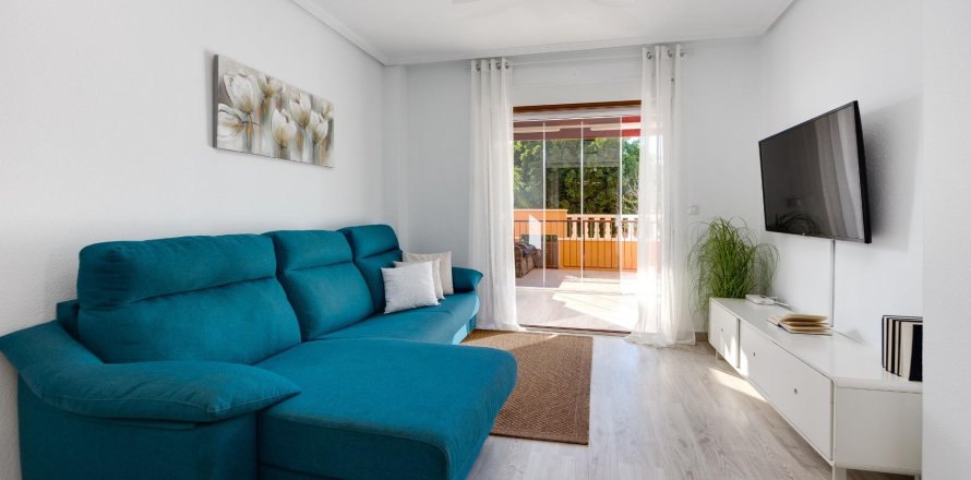 Bungalow en Torrevieja, Alicante, España 2 dormitorios, 60 m2 No. 155204