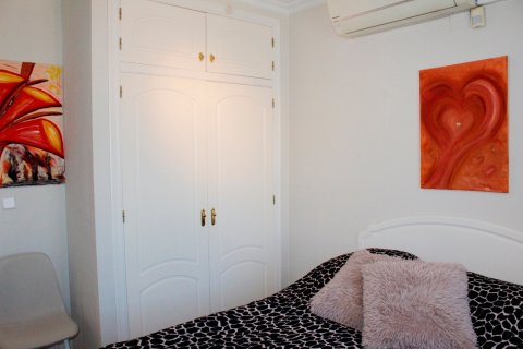 Villetta a schiera in vendita a Villamartin, Alicante, Spagna 3 camere da letto, 81 mq. N° 155207 - foto 14